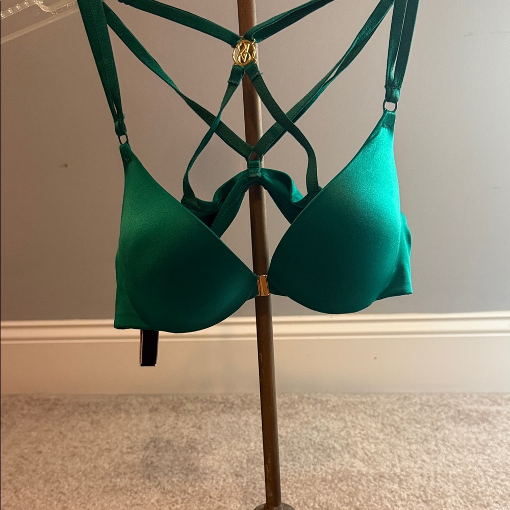 Victoria’s Secret Teal Green Strappy Bra – Size 32A